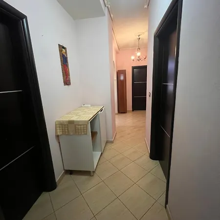 Kristina شقة ساراندا